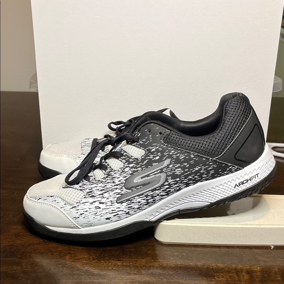 Skechers Goodyear Men's Black and Gray Sneakers